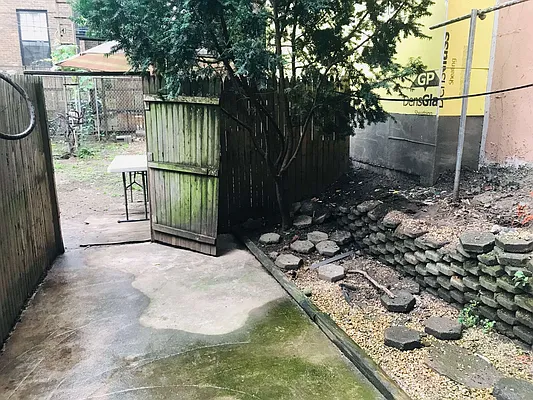 Rented by In Haus LLC | media 14