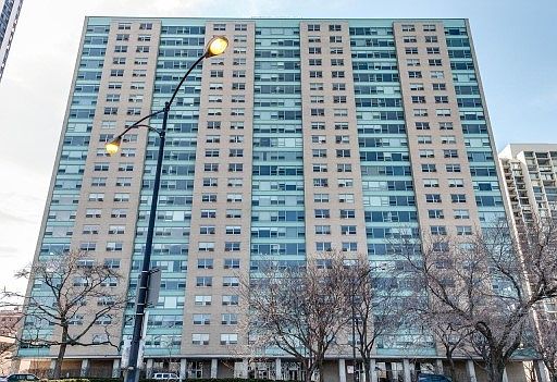 1st image of 3180 N Lake Shore Dr APT 7D