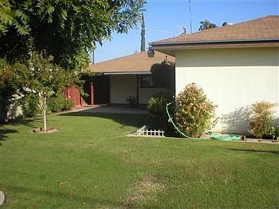 2nd image of 1035 W Princeton Ave