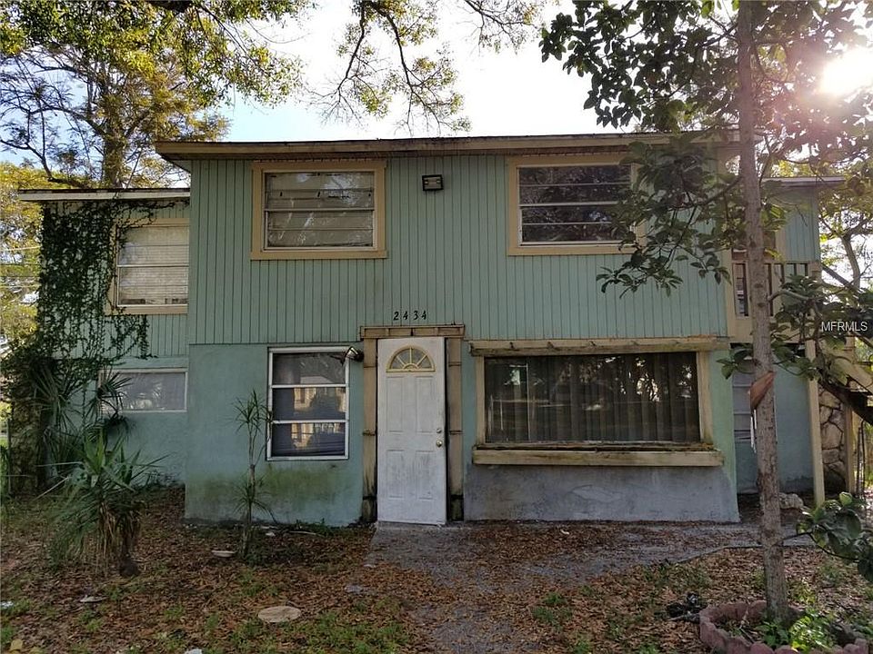 1st image of 2434 Quincy St S