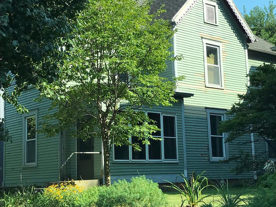 1st image of 1009 E Washington St