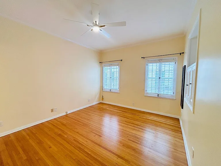 1200 S Alfred Apartments — Photo 8