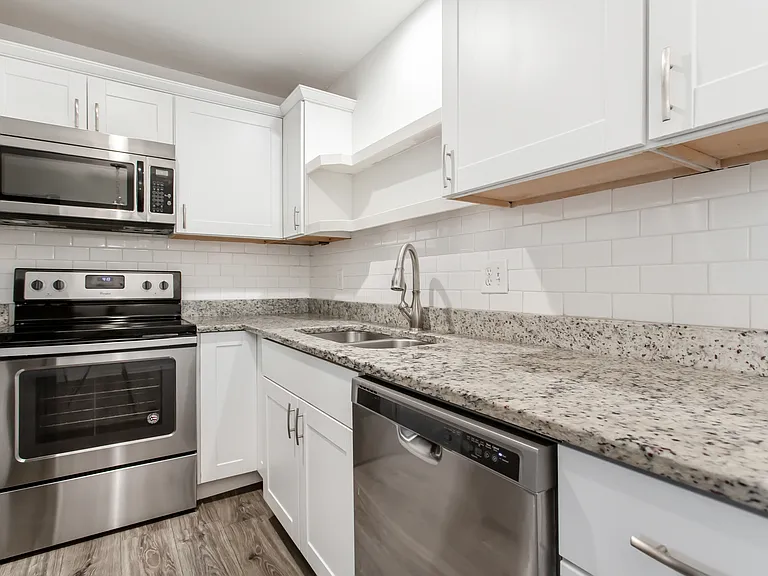 5722 Gaston Ave #D — Photo 11