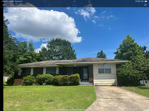 3800 Willow Cir Photo 1