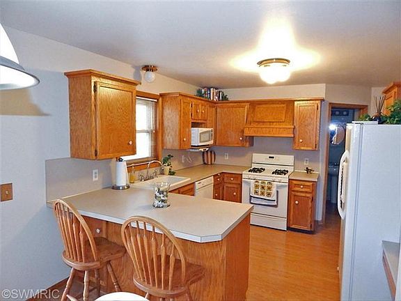 5th image of 7283 Ryan Ct