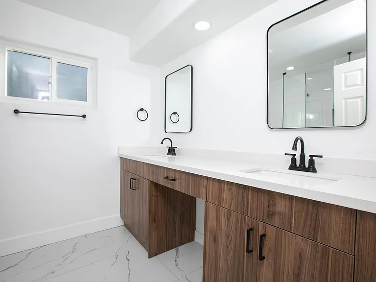 14929 Grevillea Ave — Photo 38