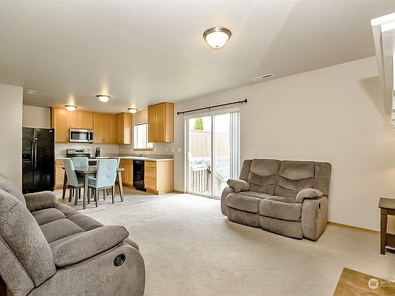 5th image of 8623 79th Street NE