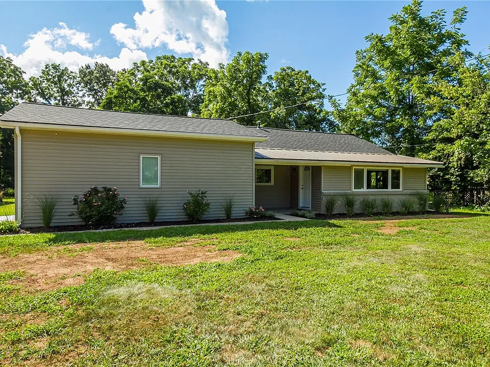 617 Dewitt Rd