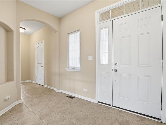 4th image of 10709 Mallard Ln