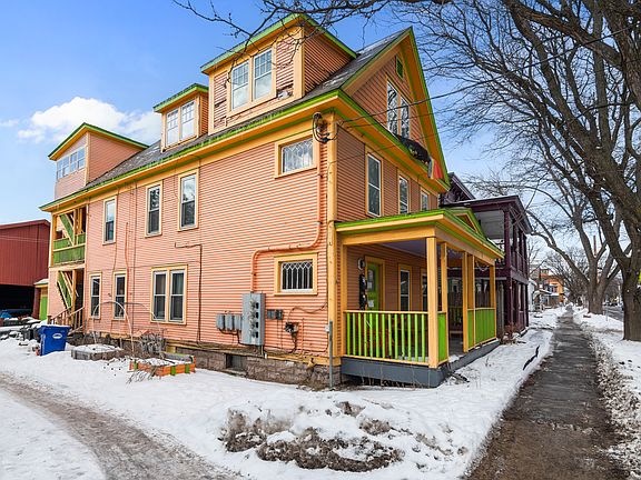 2nd image of 103 N Champlain St #2