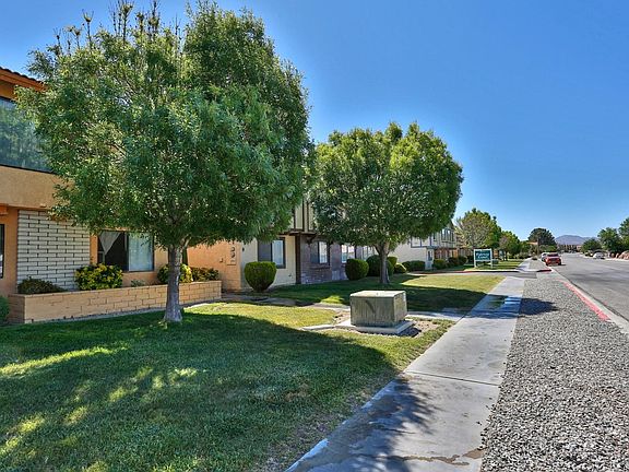 2nd image of 27535 Lakeview Dr Unit 9