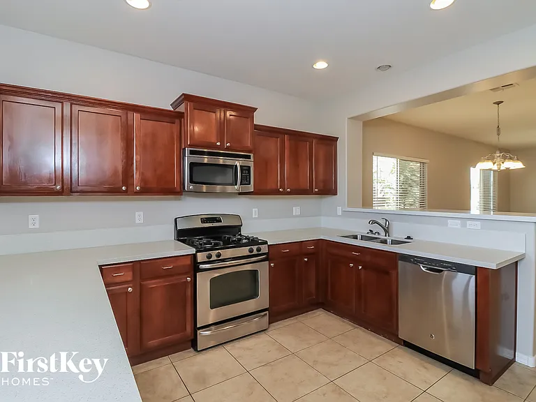 11144 E Sutter Ave — Photo 8