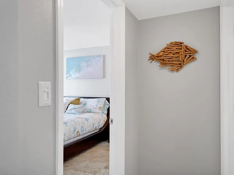 464 N Paula Dr #211 — Photo 23
