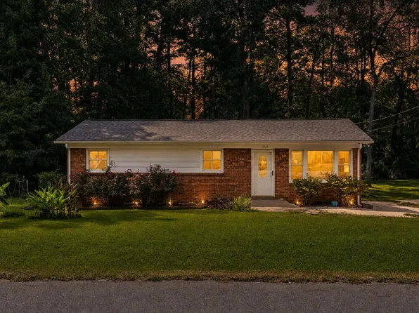 112 E Franklin St, Zebulon, NC 27597
