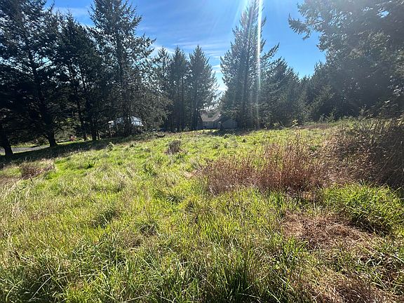 4th image of 66 Vista Rd