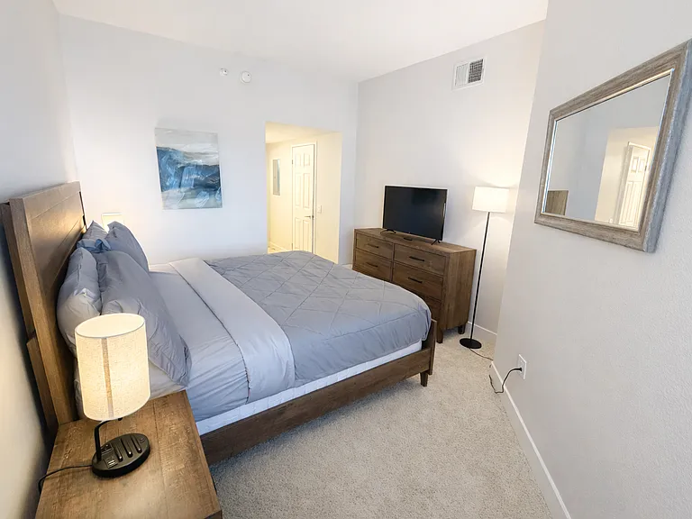10740 Wilshire Blvd #608 — Photo 2