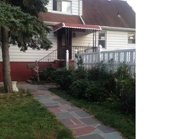 9 Abner Pl, Yonkers, NY 10704