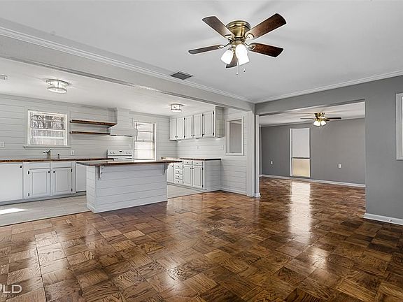 2nd image of 3046 Edson Blvd