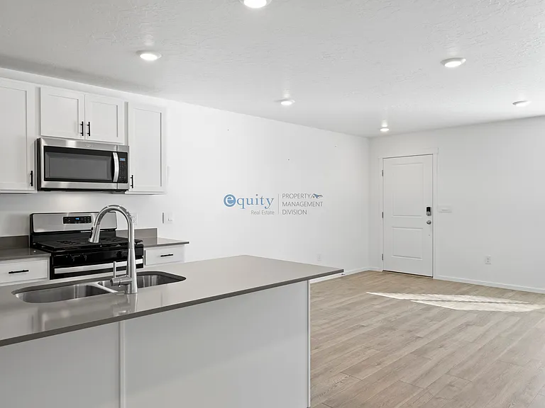 8710 W Cordero Dr #1 — Photo 5