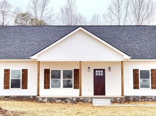 2739 Stonewall Rd, Concord, VA 24538