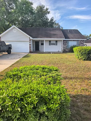 396 Brown Pl Photo 1