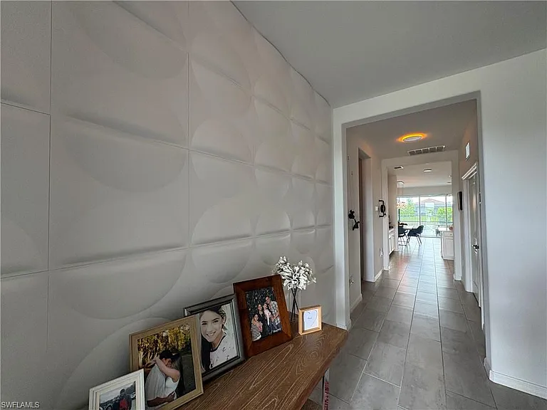 2458 Orchard St — Photo 4