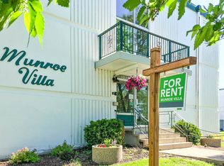 1025 Munroe Ave #209, Winnipeg, MB R2K 1J7