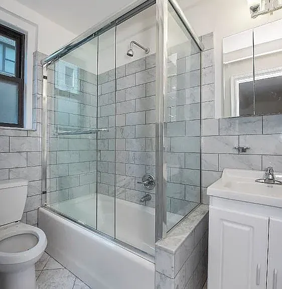 405 E 54th St #PHAF — Photo 13