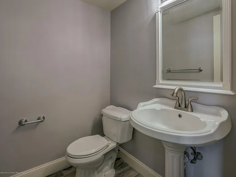 40 Staghorn Dr — Photo 14