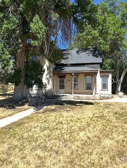 3 bed, 1500 sqft, $1,700 — Photo 1
