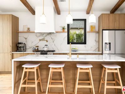4217 Alla Rd, Los Angeles, CA, 90066