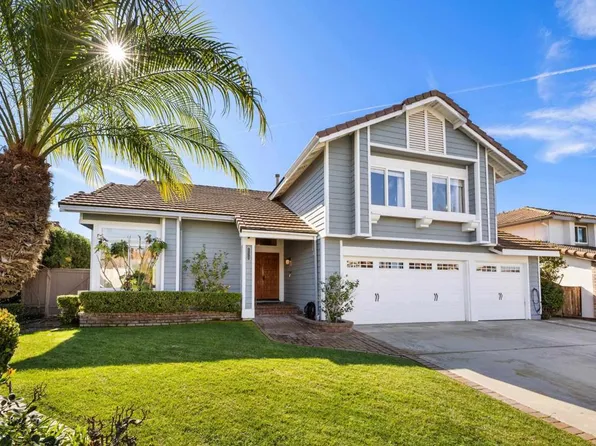 2072 Wandering Rd, Encinitas, CA 92024