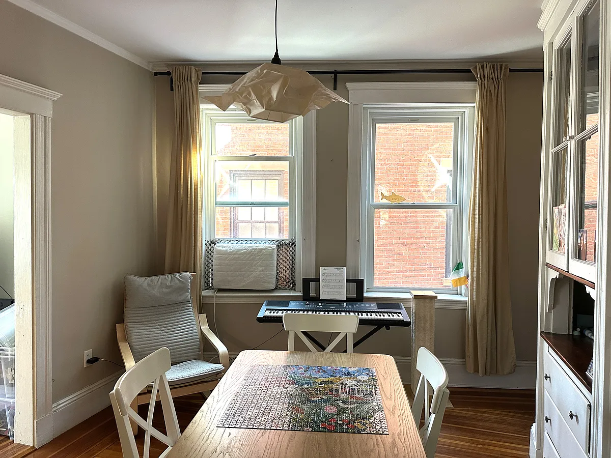 Building Photo - 64 Chestnut St #2
