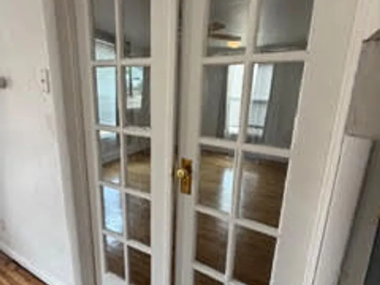 721 Hillside St — Photo 4