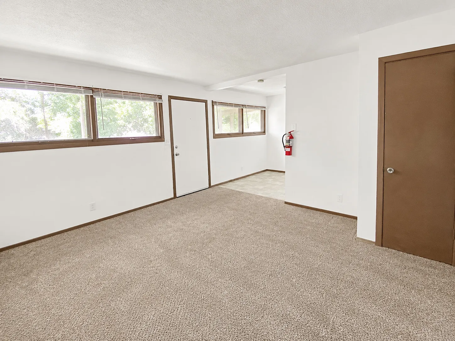 2 bed, 780 sqft, $950 — Photo 3