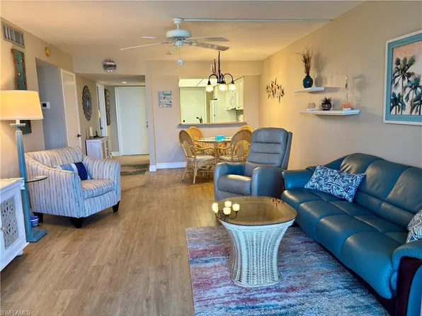 25808 Cockleshell DR #315, BONITA SPRINGS, FL 34135