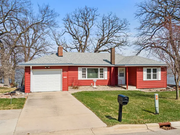 1331 Frank Hall Dr, Albert Lea, MN 56007