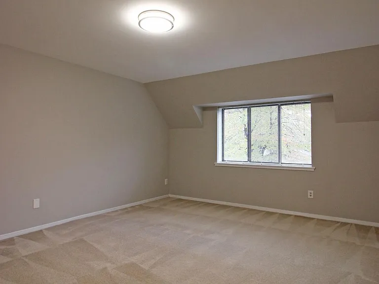 1662 Parkcrest Cir #400 — Photo 15