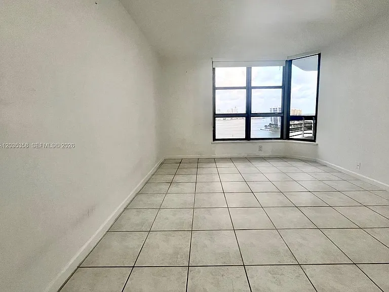 3530 Mystic Pointe Dr #1711 — Photo 6