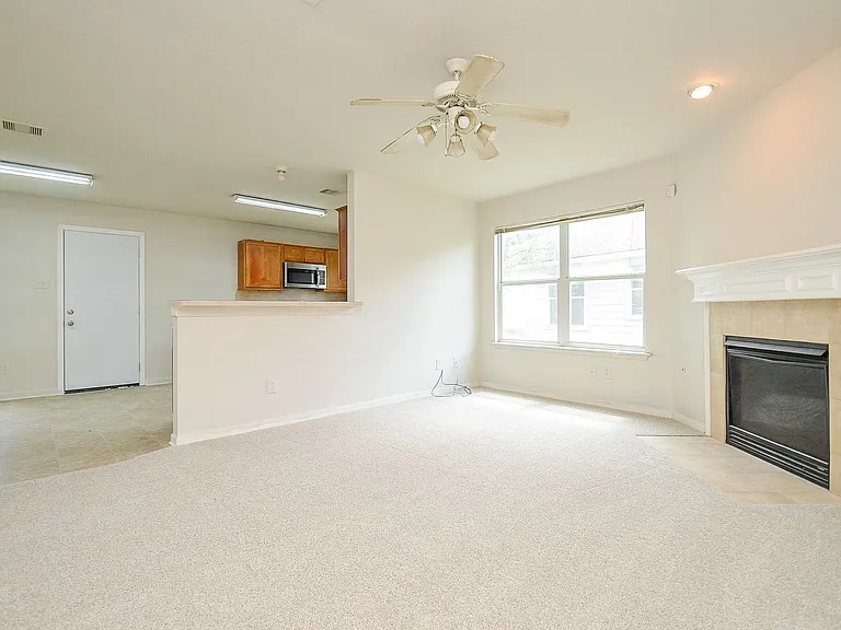 20726 Hardwick Oaks Dr — Photo 6
