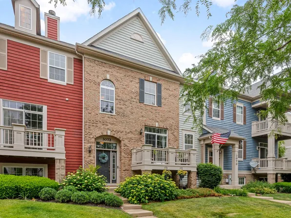 3072 Bridgeham St, Elgin, IL 60124