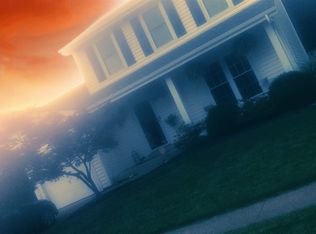 929 Oakwood Farms Ln, Ballwin, MO 63021