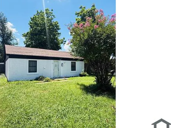 326 E Harmon Dr, Midwest City, OK 73110