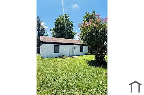 326 E Harmon Dr Photo 1 326 E Harmon Dr Photo 1