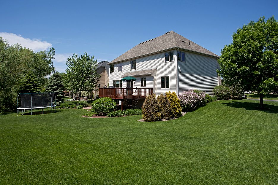 2nd image of 10185 Brookhaven Dr