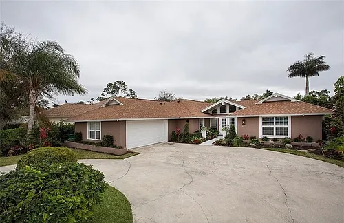 2472 Pinewoods Cir Photo 1 2472 Pinewoods Cir Photo 1