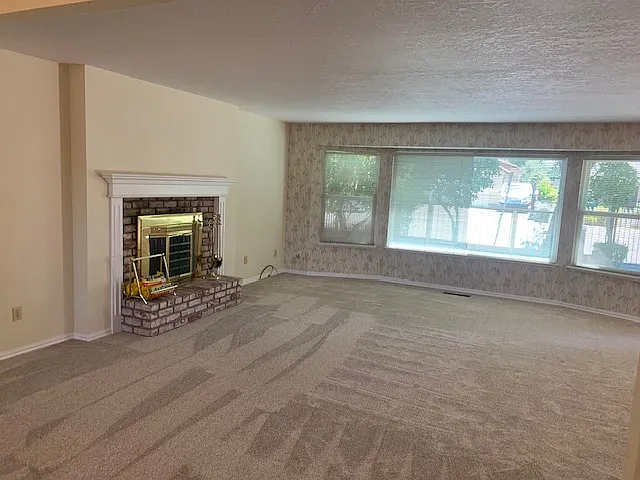 1165 Hazel Ave — Photo 8