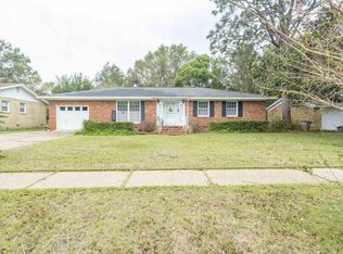 5575 Leesway Blvd, Pensacola, FL 32504