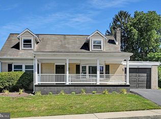 143 S Oak St, Lititz, PA 17543