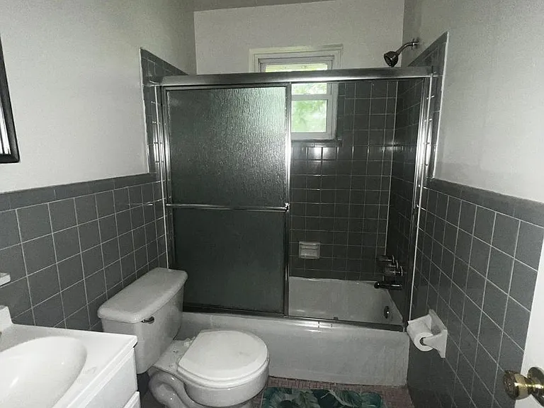 3626-3628 Bart St — Photo 6